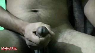 Hot village bhabhi rides big desi cock 😍🍆💦