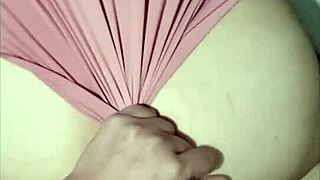 me quedo en casa de doña mary y la cojo doggystyle en la noche