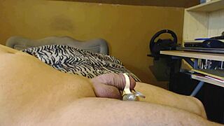 cock vibrator triggers massive cum in just 3 minutes