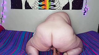 daddy please breed my fat hairy pussy i'm begging for your cum!