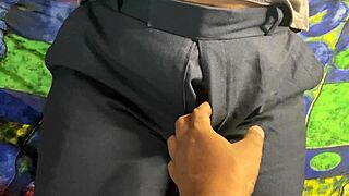 Friends girlfriend fucked hard oyo room valentines fingering squirting sex