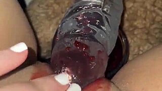 Can Arab teen cram food in her pussy?