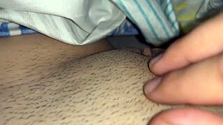 Feels her hot body close-up moaning