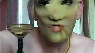 Bisexual masked piss lover begs please swallow your hot piss