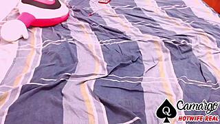 hotwife flashes her narrow ass hunting for a fat old lover