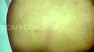 mi jefa me muestra como follar su culo apretado y le lleno la panocha de semen caliente