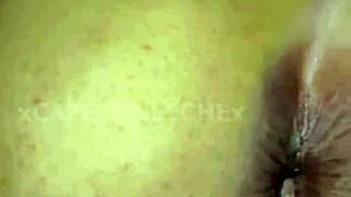 mi jefa me muestra como follar su culo apretado y le lleno la panocha de semen caliente