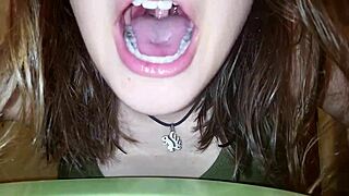Watch Her Spit in HD Fetish Babe Action