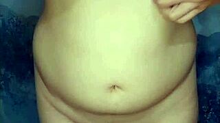 Village girl sends sexy skirt ass pics 📸🍑