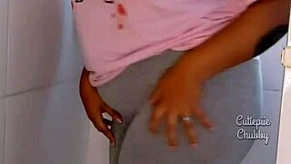 BBW Ebony Soaks Leggings in Hot Pee