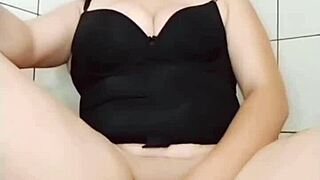 playing with my big dildo on my shaved latina pussy... you wanna come fuck me too??