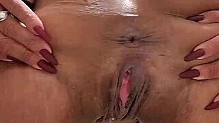 i masturbate in grocery store pee roadside then flash saggy tits publicly