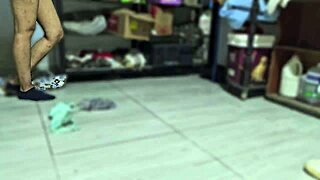 WHOA i start exercising but stepbro sees my peruvian ass and FUCKS me missionary for more workout!