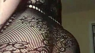 i spank my fat ass cheeks till they shake!