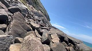 heart races watching 18yo bride's beach fuck video leak online