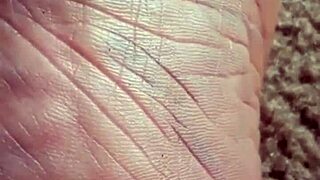 dawnskye1962 shrinks him tiny into foot creases fetish