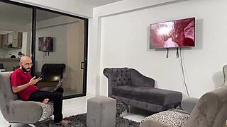 Tempting Roommate With Juicy Ass - SoldierHughCock Pounds Linda Clauss!