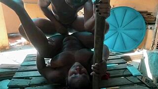 gordinha craves huge cock deep in her fat ass on wooden pallet