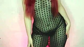 Stepsis heats up from nudes plugs ass for you