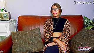 yoga teen brunette takes sloppy deepthroat pounding