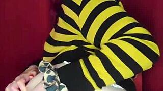 Stepsis heats up from nudes plugs ass for you