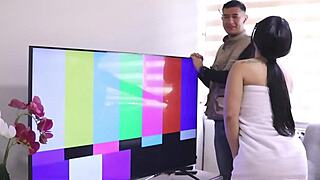 can you believe the repairman fucked this big ass latina doggystyle?!