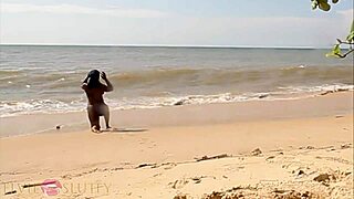 horny ebony babe fucked raw on african beach outdoors 😈🏖️