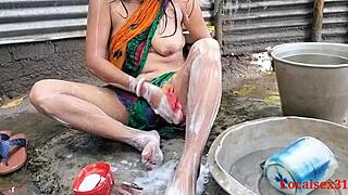 Damn! Hot Indian Girl's Pussy Gets Licked Wild by localsex31!