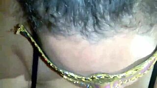 minha puta safada engolindo e cuspindo leite de piroca grossa