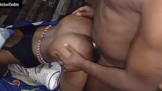 Ebony Wife's Massive Ass Bounces In Homemade Bedroom Passion