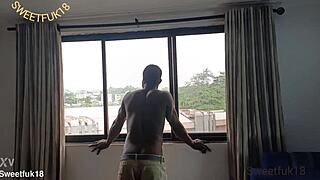 Sexy ebony latina's shaved pussy tempts me while charging phone outdoors