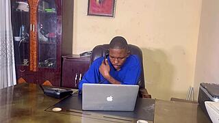 Lekki bangers drops off parcel, office manager falls hard and we bang wildly at work