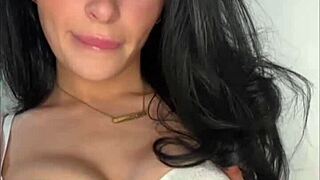 Horny American Coed Squirts Solo On Webcam