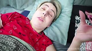 MMF Homemade Porn Videos - Threesome Guys Banging One Pussy