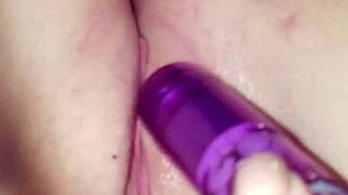 crystal vibes her wet pussy while jamer licks her big ass 🍑😜