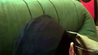 chienne marie suckin that hot militaire cock hard