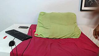 home alone babe masturbates huge black pussy with dildo 😈🔥💦