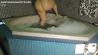 damn this bathtub sex feels so good with her sucking my huge cock 💦🛁