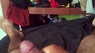ME MASTURBANDO ATÉ GOZAR INTENSELY