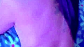 mi novia sumisa se viste como puta de colegio y me la coje duro en casa