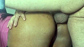 ya no confío en mi padrastro siempre que estamos solos me parte el culo