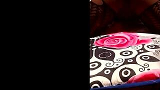 elvie the slutty ebony babe toys her pussy with dildo in outdoor phone clip part 4