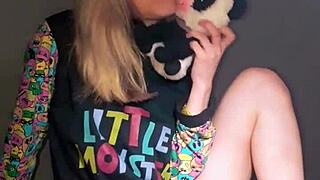 bonneyuwu pijama dildo ride with peluche got me wondering why so hot??