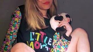 bonneyuwu pijama dildo ride with peluche got me wondering why so hot??