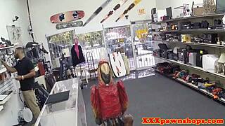 Look at this pawnshop babe rimming ass and sucking cock!