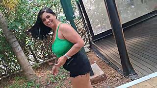 Pissing Publicly! Couple's Wild Outdoor Toilet Fetish in Sao Paulo!