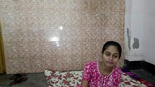 desi bhabhi sneaks boyfriend in for monster cock pounding session
