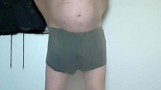 i tried carmen's full body nylons and feet fetish feels insanely arousing somehow