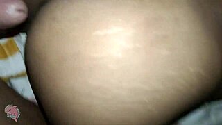 mi novia colegiala por fin me dio su primer anal casero