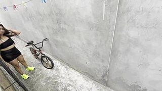 i can't believe my bike broke down and this extreme latina milf biker fucked me raw for help on christmas day